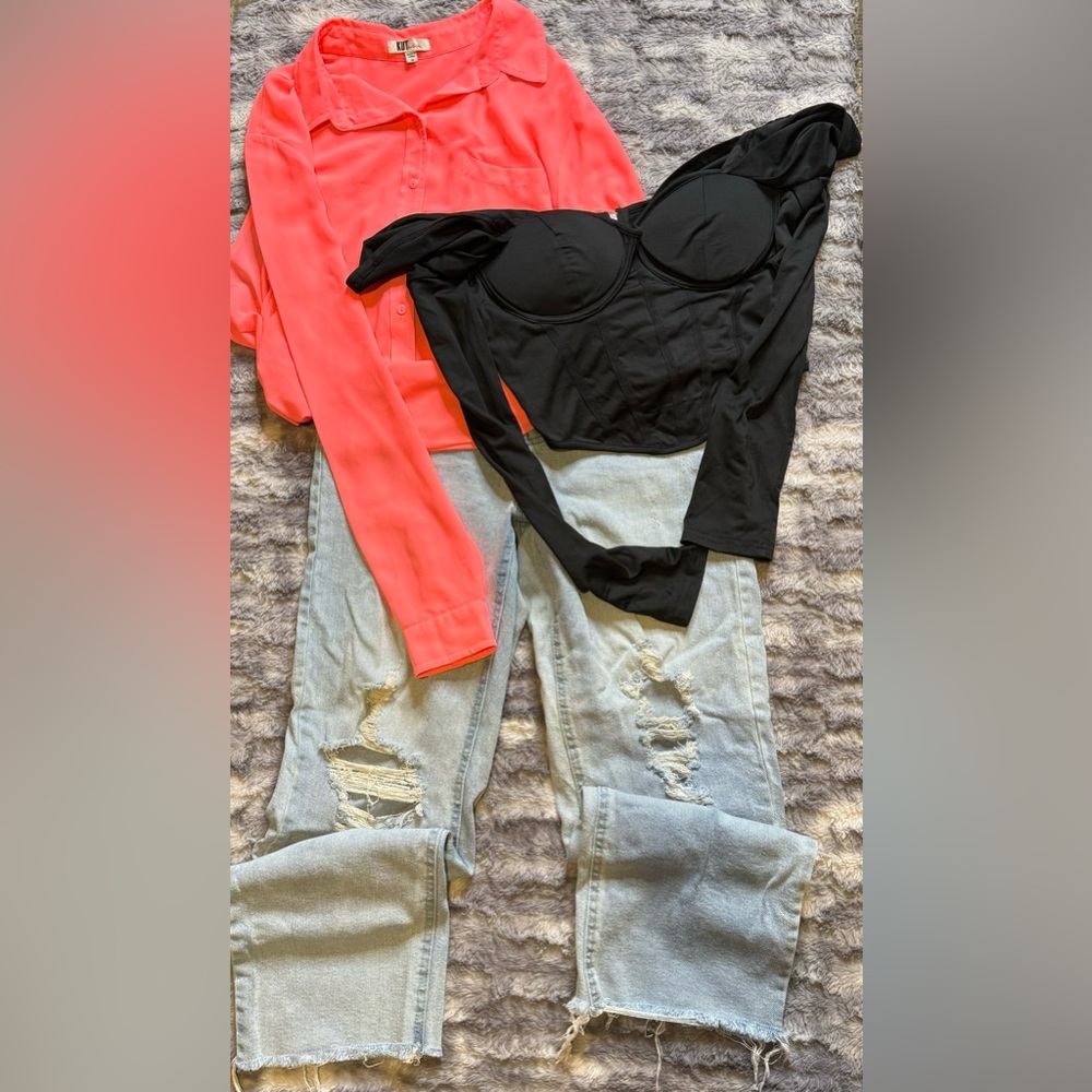 Jeans and two tops